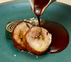 GUINEA HEN, MOLE COLETO